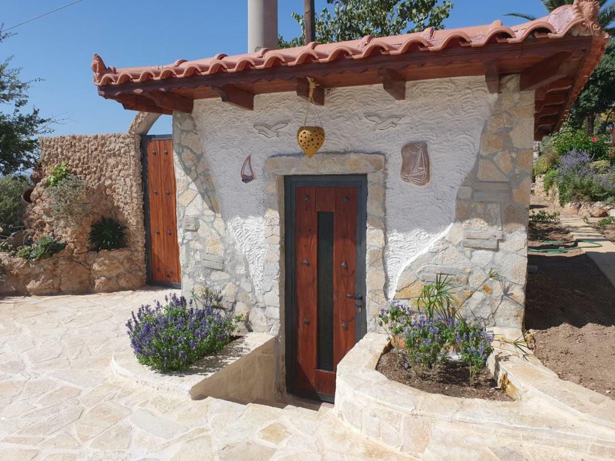 Nadia'S Traditional Greek House Anavyssos Bagian luar foto